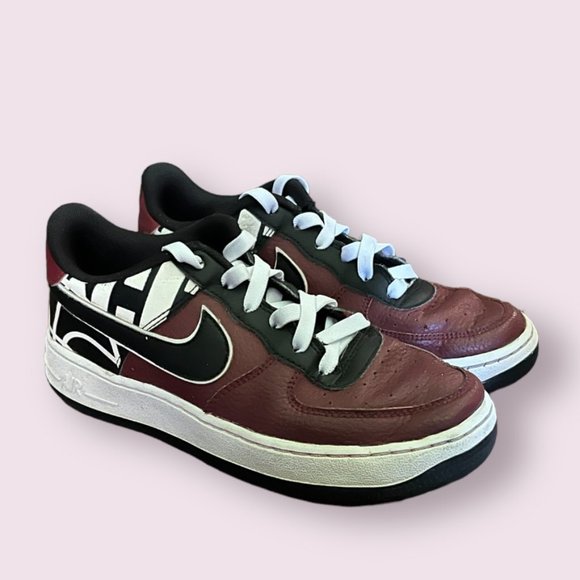 The Nike Air Force 1 Low LV8 Red - Youth 4Y - Picture 2 of 4